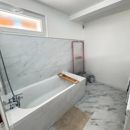 Maison Climatisee Confort Au Pied De
